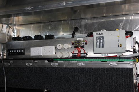 Bright Spark 12V Centre - Renee 4