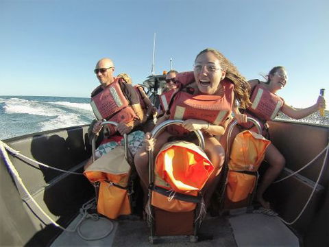 Noosa Thriller - Renee 4