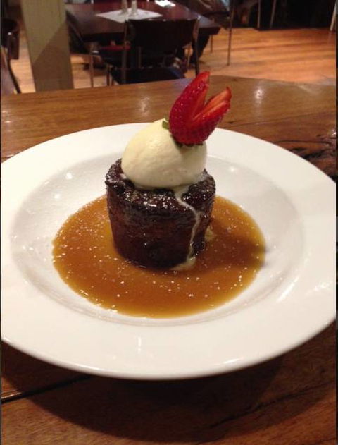 Mount Kembla Village Hotel - Renee 4