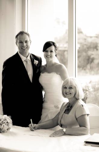 Celebrant–Debra Steber JP AMC - Renee 1