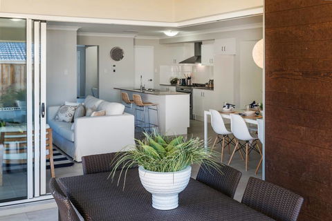 Stroud Homes Wide Bay - Renee 6