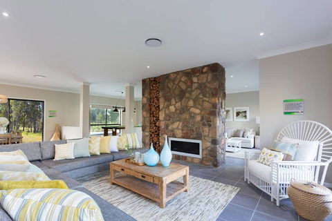 Stroud Homes Wide Bay - Renee 16
