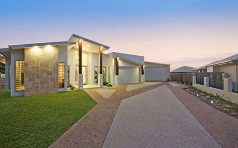 C & B Designs Pty Ltd - Renee 4