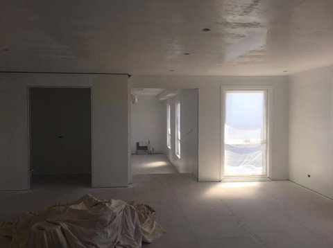 Lets Paint & Decorate Pty Ltd - Swimm 0