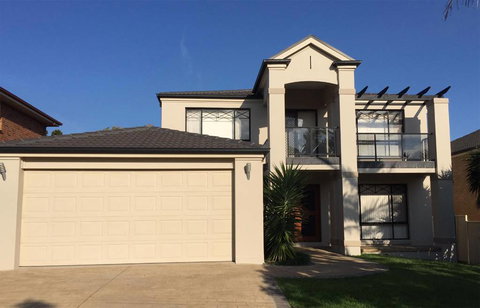 Lets Paint & Decorate Pty Ltd - Swimm 4