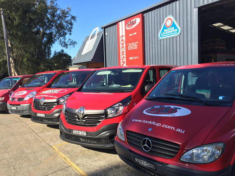 FT & T Security Locksmiths - Renee 3