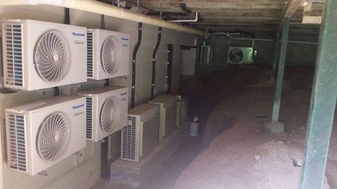 Hall Don–Air Conditioning & Refrigeration Services - Internet Find 0