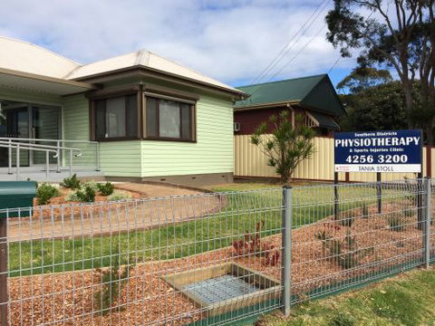 Tania Stoll–Southern Districts Physiotherapy & Sports Injuries Clinic - Renee 2