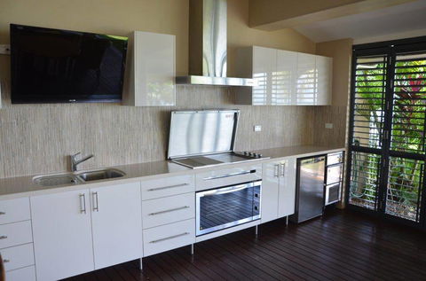 Designer Kitchens - Renee 1