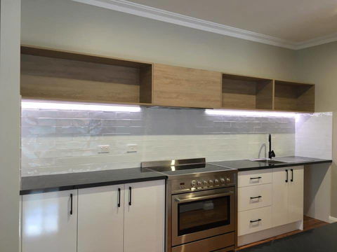 Designer KITCHEN & STONE FACTORY - Renee 0