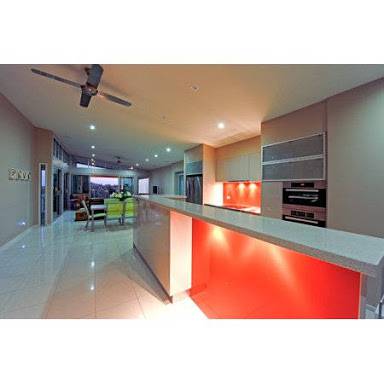 M & P Hamilton Kitchens - Renee 0
