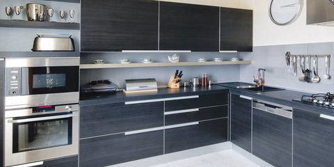 Hovius Joinery For Kitchens - Renee 0
