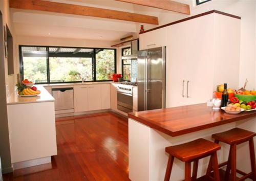 Cabinet Makers Marcoola QLD Renee