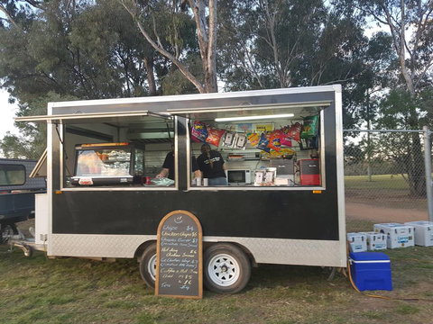 Kell’s Snack Shack Catering & Mobile Food Van - Renee 1