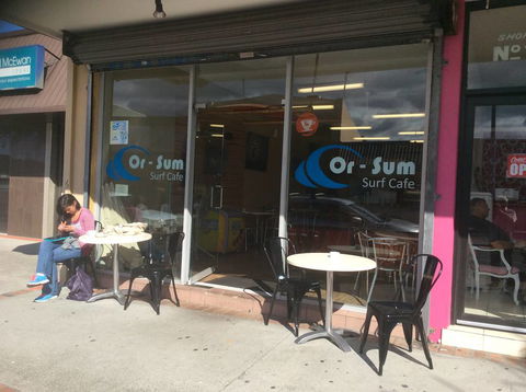 Or-sum Surf Cafe - Renee 0