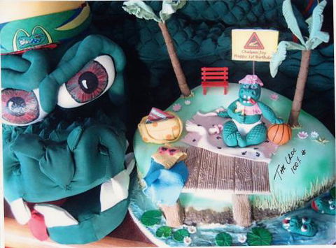 Janine’s Cake Art - Petrol Stations 0