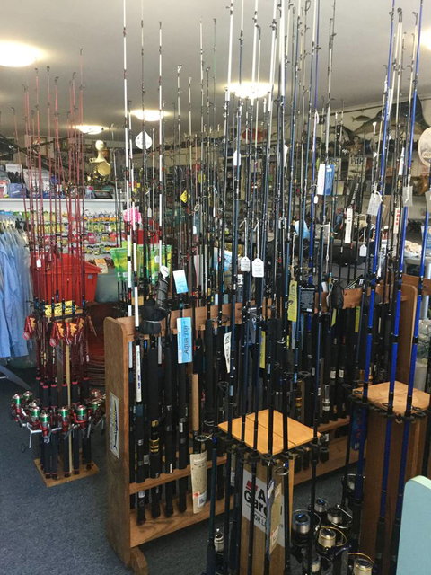 Airlie Bait & Tackle - Swimm 4