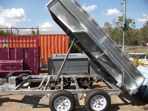 Robertson’s Fabrications - Petrol Stations 3