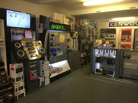 Van Car Audio - Internet Find 1