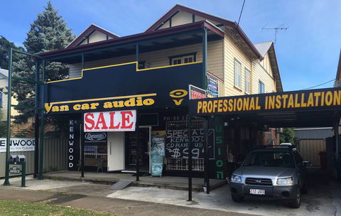 Van Car Audio - Internet Find 3