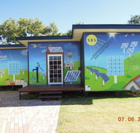 Emerald Solar Centre - Internet Find
