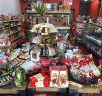 Victors Gourmet Delicatessen - Renee
