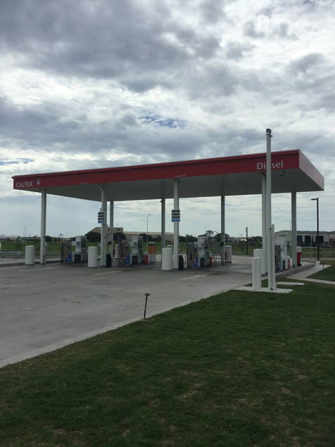 Caltex Paget City Gates - Petrol Stations 0