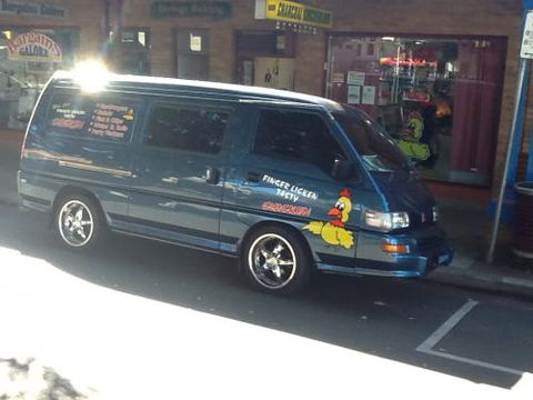 Wauchope Charcoal Chickenland - Internet Find 0
