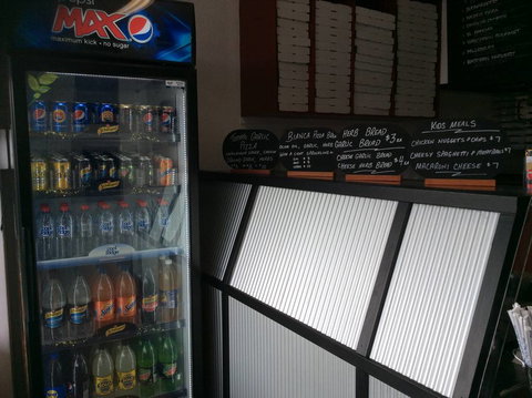 Bonno’s Pizzeria - Renee 1