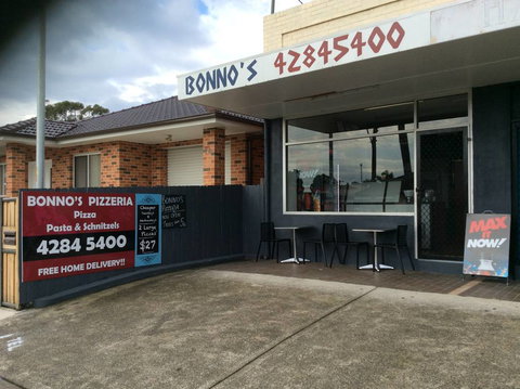Bonno’s Pizzeria - Renee 3