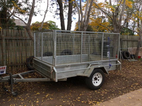 Kingaroy Truck Rental & Removals - Renee 3