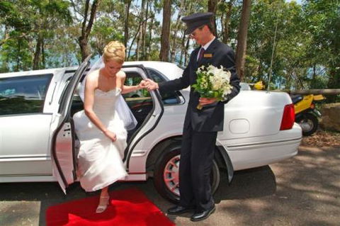 Noosa VIP Limousines - Internet Find 0
