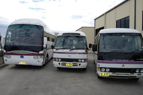 Southern Highlands Taxis, Hire Cars & Coaches - Renee 0