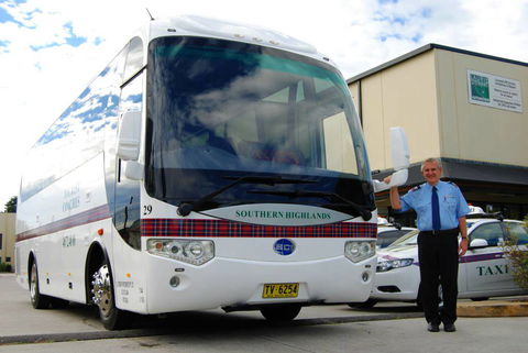 Southern Highlands Taxis, Hire Cars & Coaches - Renee 4