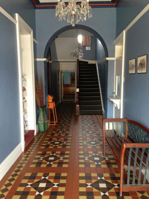 Great Central Hotel - Renee 1