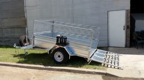 Bundy Trailer Fab - Renee 1