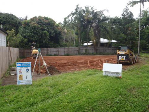 Rhino Excavator & Bobcat Hire - Internet Find 2