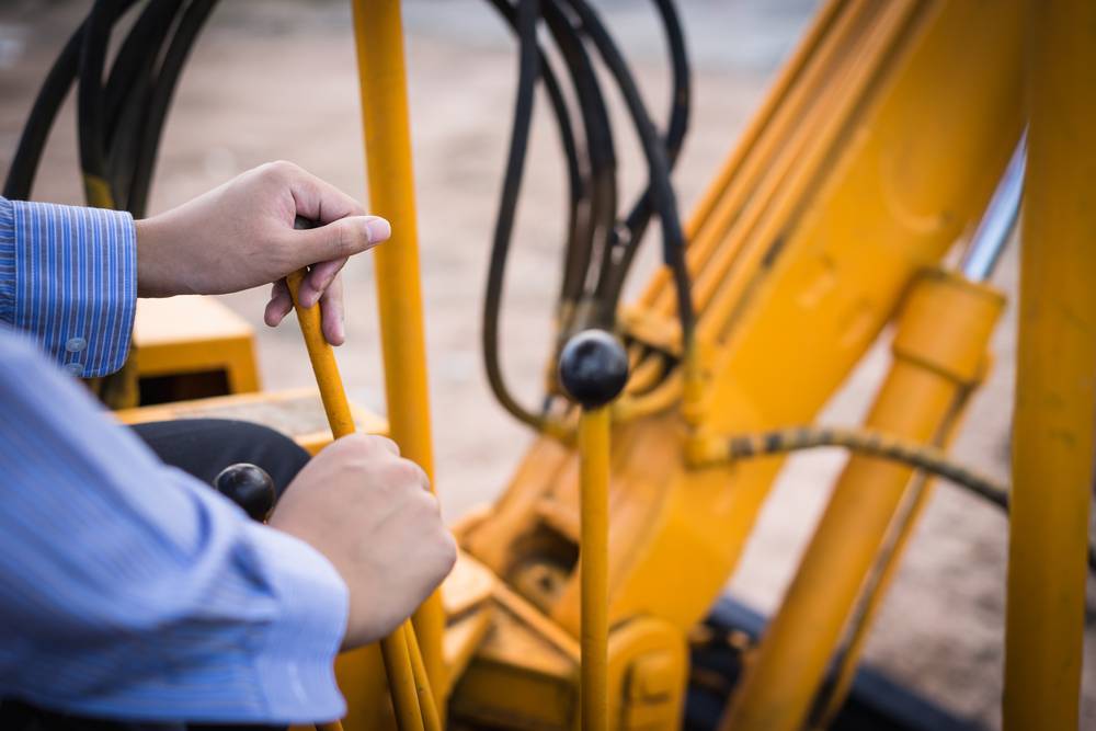 Excavating Earthmovers Alice River QLD Petrol Stations