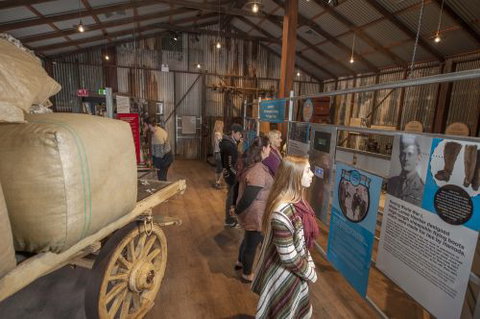 Mortels Sheepskin Factory - Renee 3