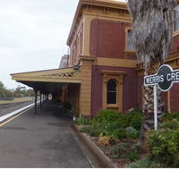 Australian Railway Monument  Rail Journeys Museum - Internet Find