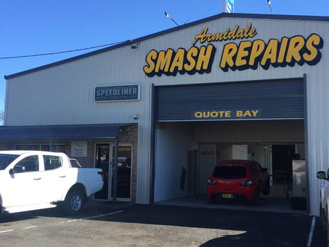 Armidale Smash Repairs - Renee 0