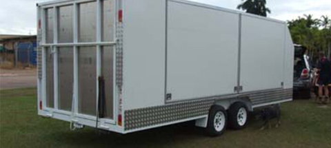 Voyager Trailers - Swimm 1