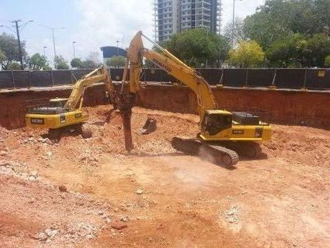 MCE Mark Cundall Earthmoving - Renee 5
