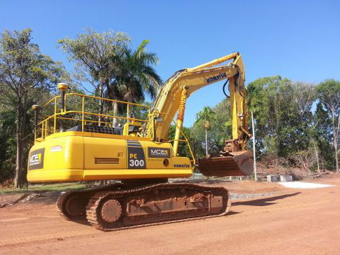 MCE Mark Cundall Earthmoving - Renee 14