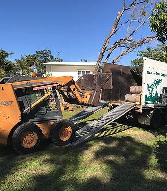 BOWEN TREE & YARDWORX - Internet Find 2