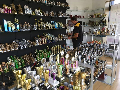 Bundaberg Trophies & Gifts - Renee 0