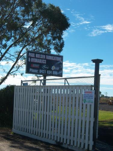 Paul Nielsen Hydraulic Hoses & Repairs - Renee 2