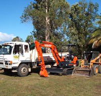 Cardwell Bobcat  Excavator - Internet Find