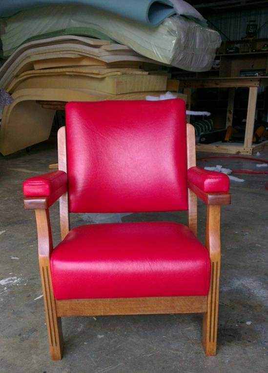 Upholsterers Currumbin Waters QLD Renee