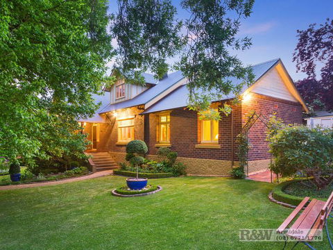 Richardson & Wrench Armidale - Renee 3